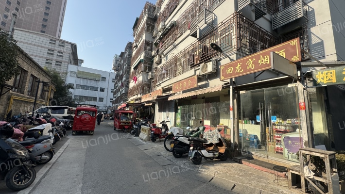 公明东巷外景图