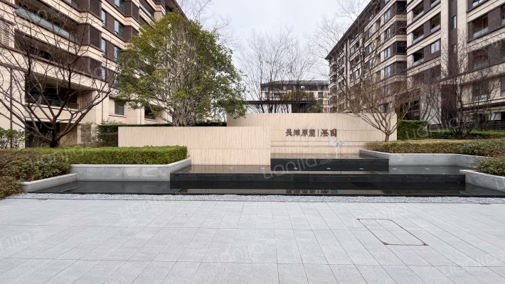 龙湖长滩原麓澄园B区外景图