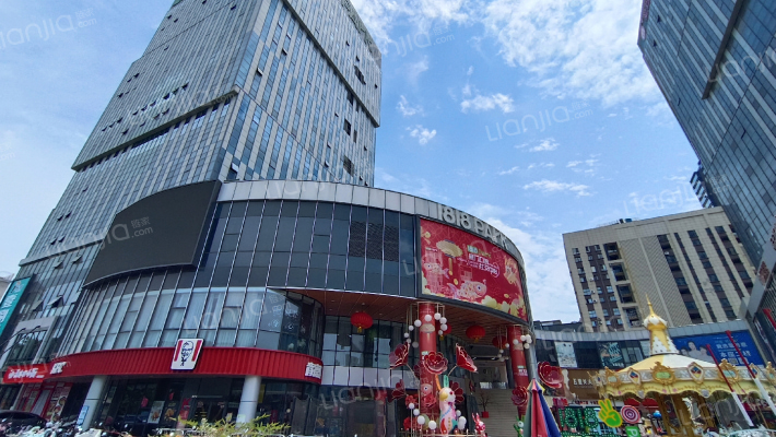 晴朗谷广场外景图