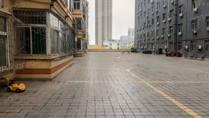 政务大厅宿舍外景图