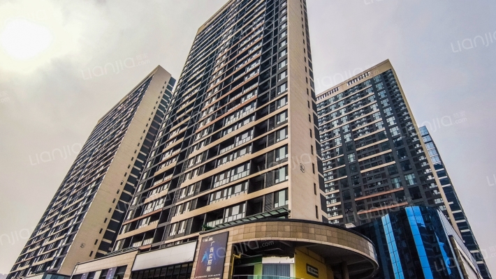 盘古天地外景图