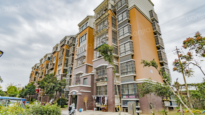 浦南花园东区外景图