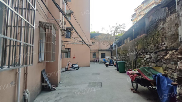 集贤南路166号外景图