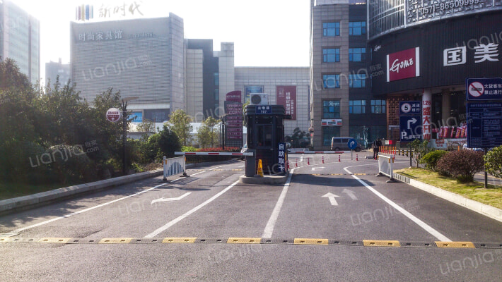 紫金广场外景图