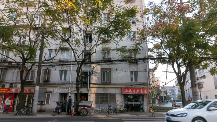 纪念路492号外景图