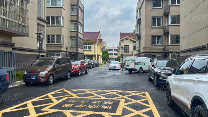 东苑花园外景图