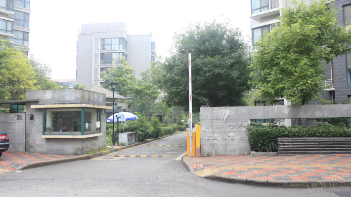 城市之光星光园外景图