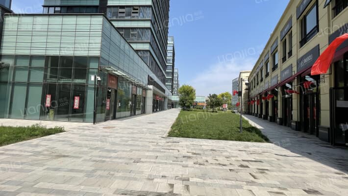 马鞍山合景领峰10号院房价怎么样合景领峰10号院房源户型图小区车位