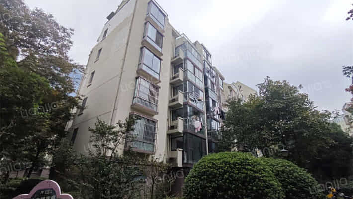 美田山水之恋外景图