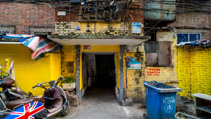 亨利小区外景图