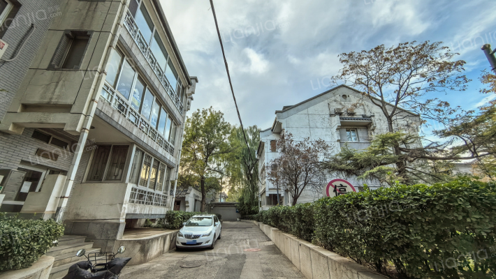 银闸胡同20号院外景图