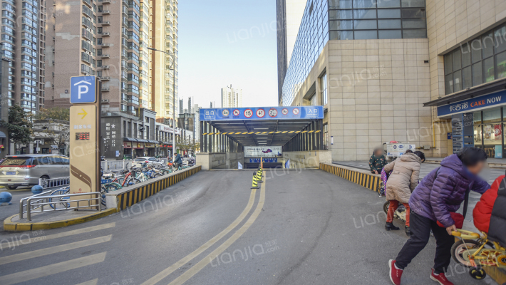 锦艺国际中心外景图