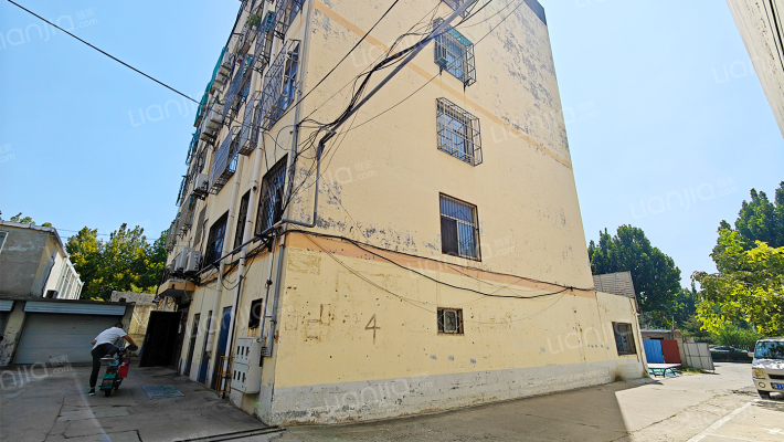 英雄山小区(泮河大街)外景图