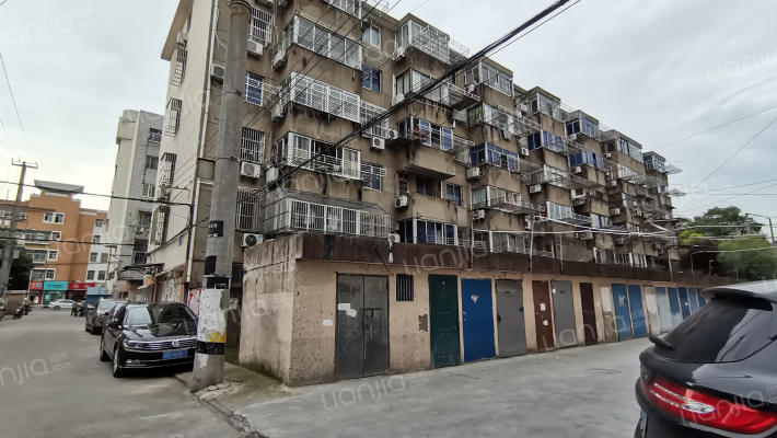 公园新村外景图