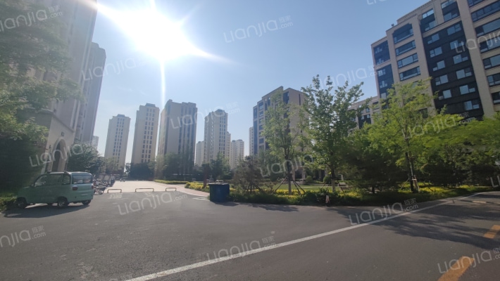 红星城市广场外景图