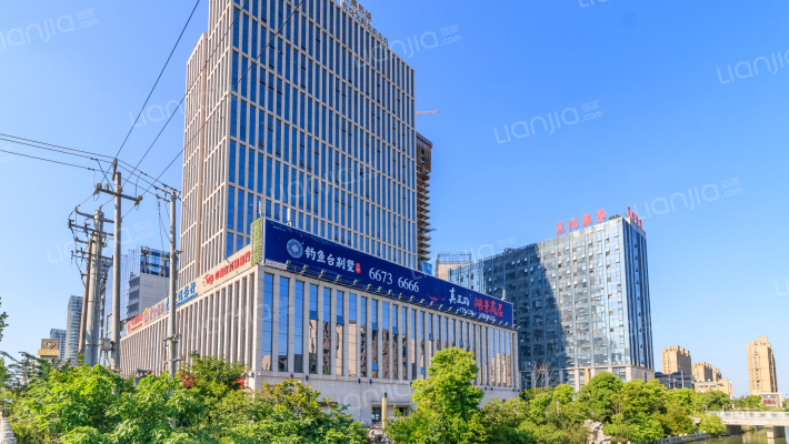 万融国际大厦外景图