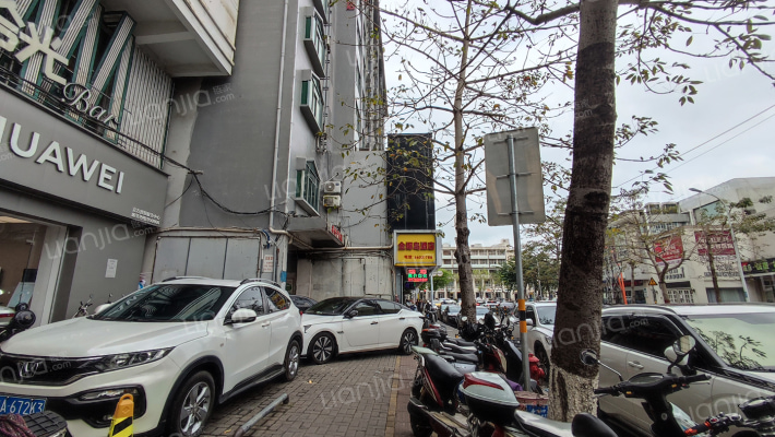 珠江大厦外景图