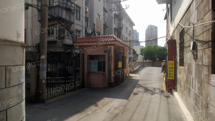 洪山村休养所外景图