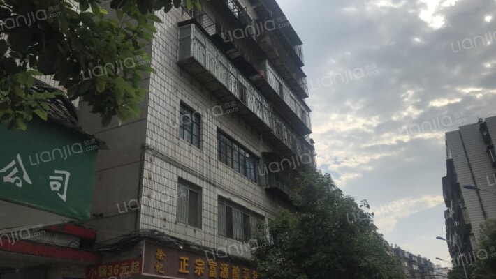 佴家湾住宅区外景图