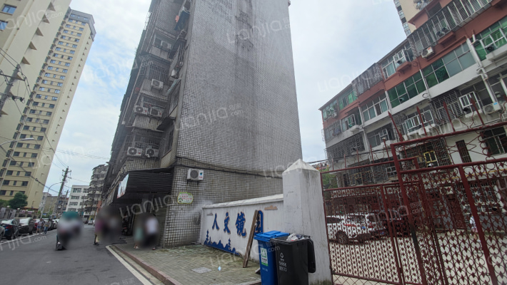 庙鹅岭一巷56号外景图