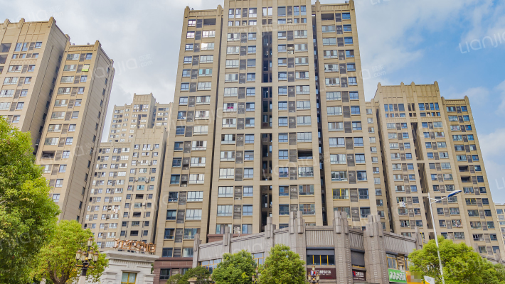 九华学府外景图