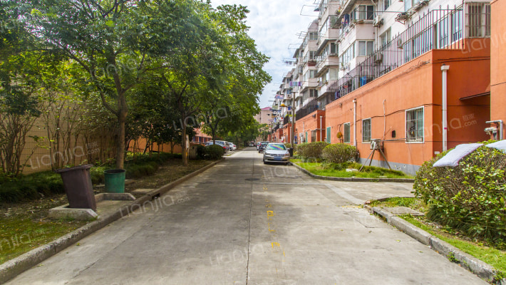 鹤明小区外景图