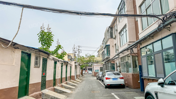 外贸国际宿舍外景图