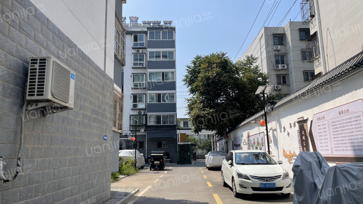 沁苑小区外景图