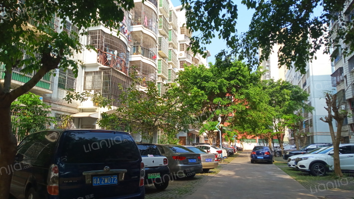 青云公寓外景图