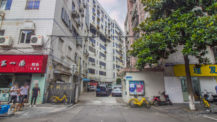 开明小区外景图