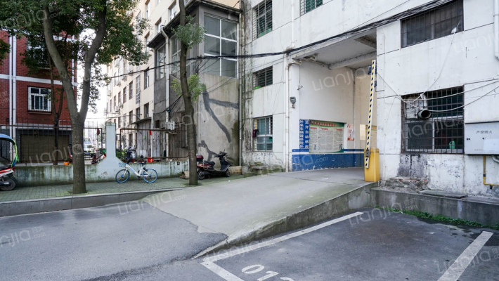 凤凰路36号外景图