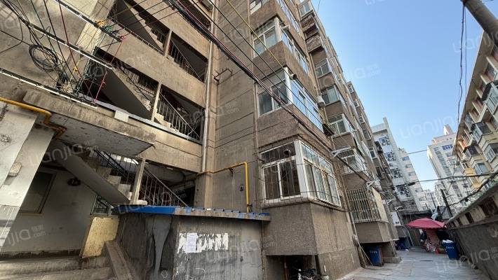 服装厂家属院（金塔巷）外景图