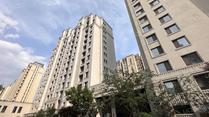 绿地海珀云庭外景图