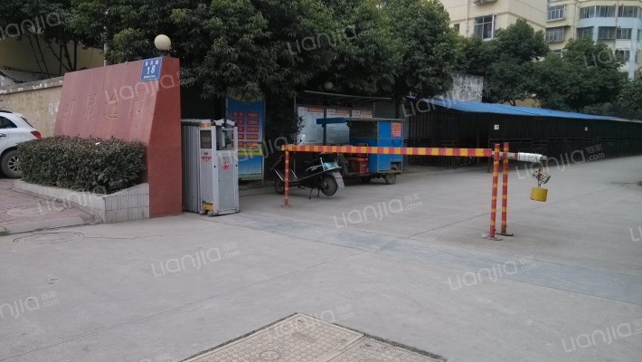 红星逸园外景图