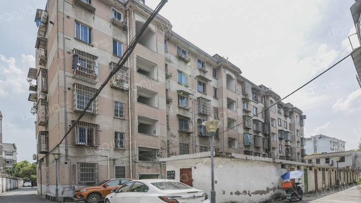 新江新村外景图