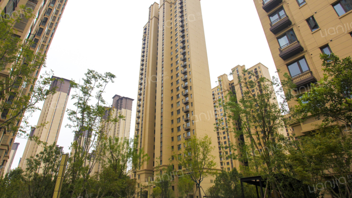 华发峰景湾外景图