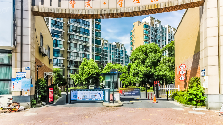 赞成学仕苑外景图