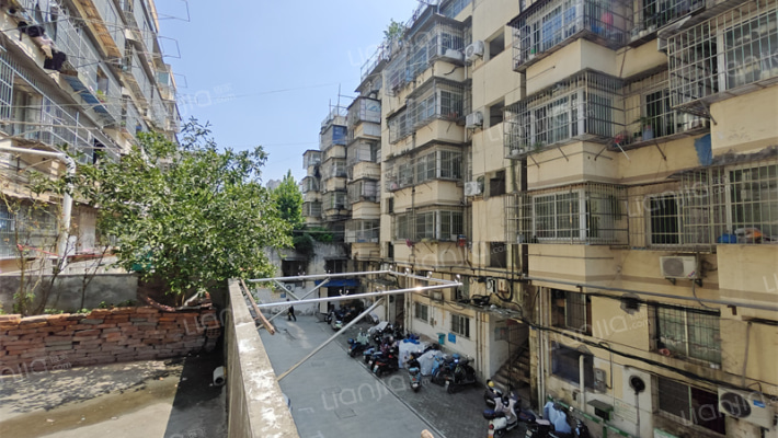 跃进新村外景图