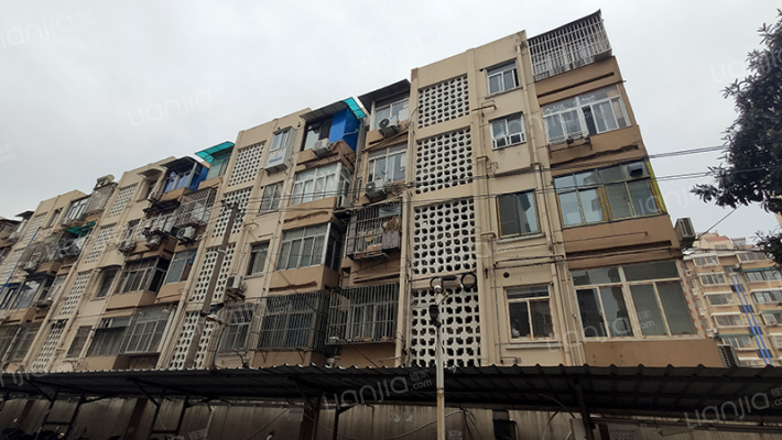 清河公寓外景图