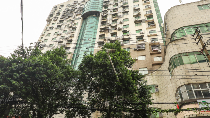 吉安大厦外景图