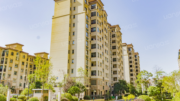 碧桂园生态城山湖间二期外景图