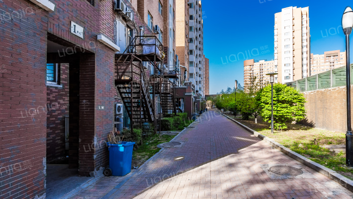 剑桥园东区外景图