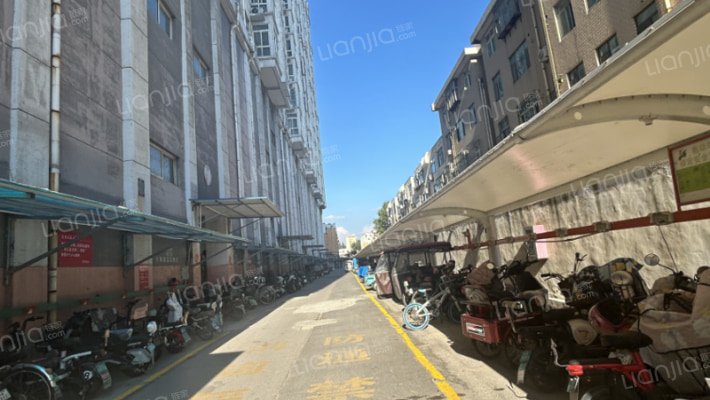 宝龙大厦外景图