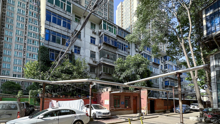 红光小区外景图