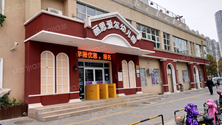 荷塘月色西区外景图