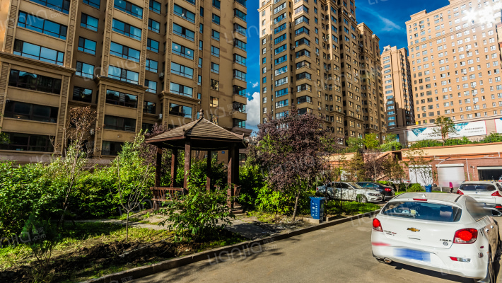 绿海华庭外景图