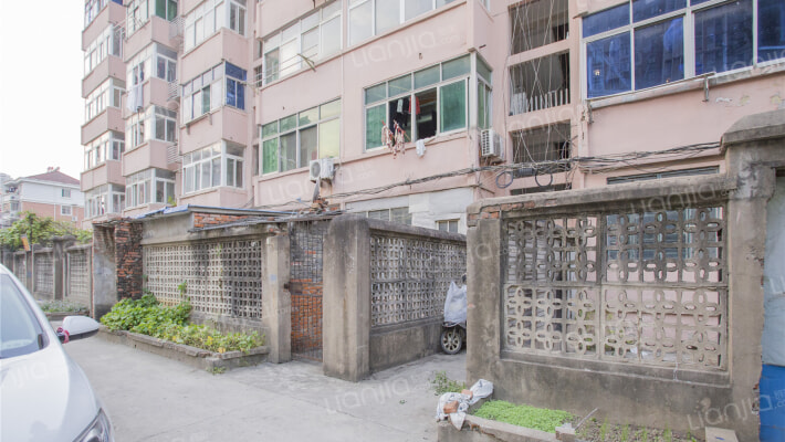 物资三库宿舍外景图