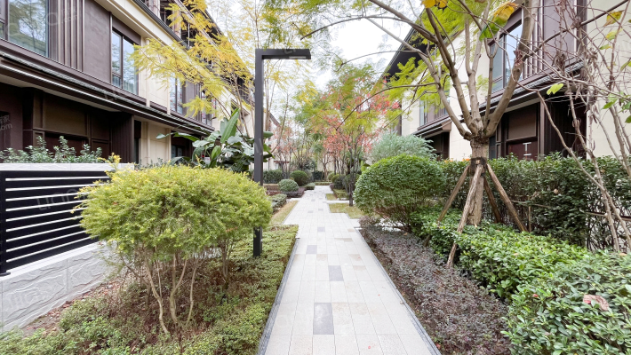 龙湖長滩原麓观麓外景图