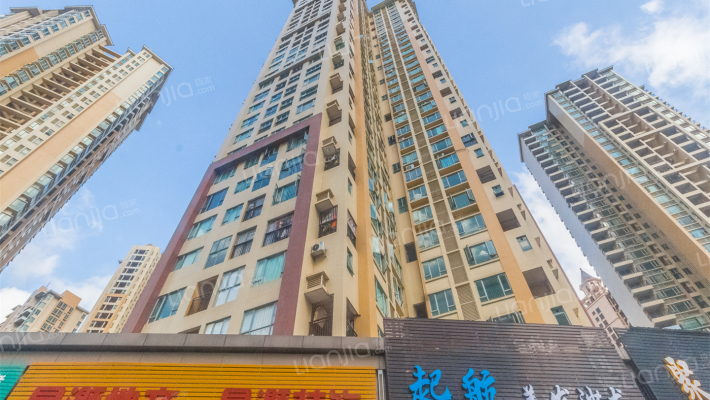 金色果岭外景图