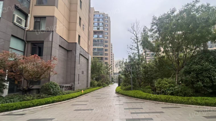 金鼎盛湖壹号外景图